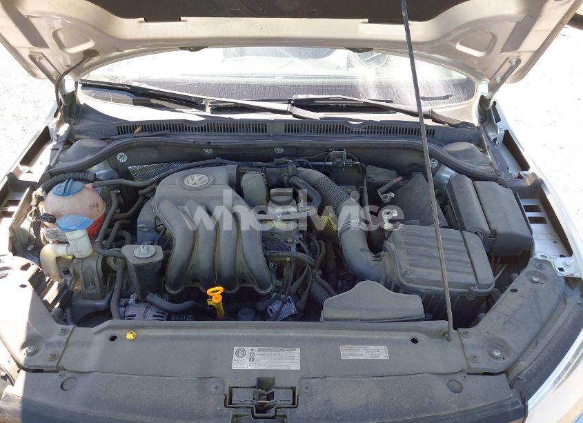 Photo 10 of 2014 Volkswagen Jetta 2.0L S (VIN 3VW2K7AJ6EM220778)