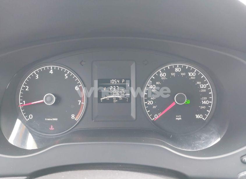 Photo 7 of 2014 Volkswagen Jetta 2.0L S (VIN 3VW2K7AJ6EM233000)