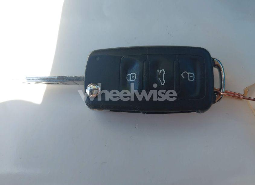 Photo 11 of 2014 Volkswagen Jetta 2.0L S (VIN 3VW2K7AJ6EM305345)