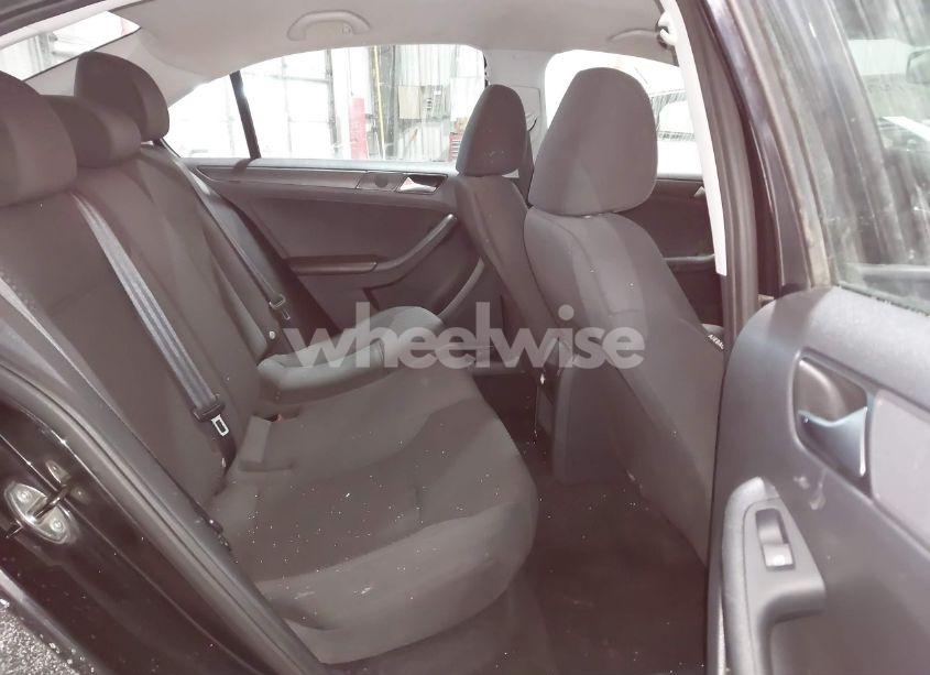 Photo 8 of 2014 Volkswagen Jetta 2.0L S (VIN 3VW2K7AJ6EM434072)