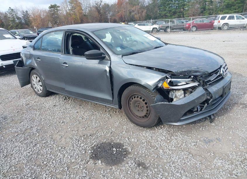 2015 Volkswagen Jetta 2.0L S (VIN 3VW2K7AJ6FM293618) main photo