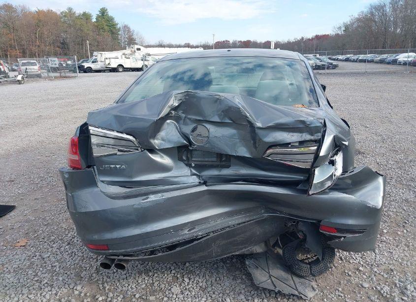 Photo 16 of 2015 Volkswagen Jetta 2.0L S (VIN 3VW2K7AJ6FM293618)