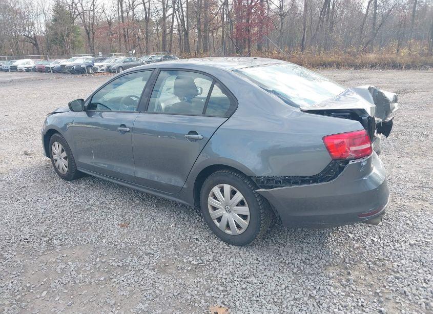 Photo 3 of 2015 Volkswagen Jetta 2.0L S (VIN 3VW2K7AJ6FM293618)
