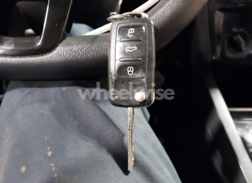 Photo 11 of 2015 Volkswagen Jetta 2.0L S (VIN 3VW2K7AJ6FM351274)