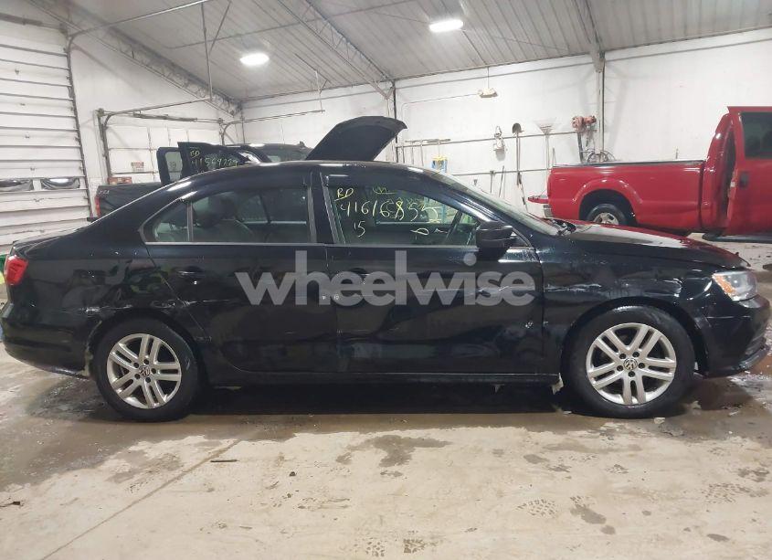 Photo 13 of 2015 Volkswagen Jetta 2.0L S (VIN 3VW2K7AJ6FM351274)