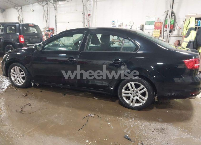 Photo 14 of 2015 Volkswagen Jetta 2.0L S (VIN 3VW2K7AJ6FM351274)