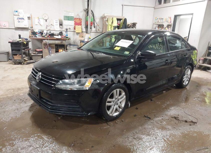 Photo 2 of 2015 Volkswagen Jetta 2.0L S (VIN 3VW2K7AJ6FM351274)