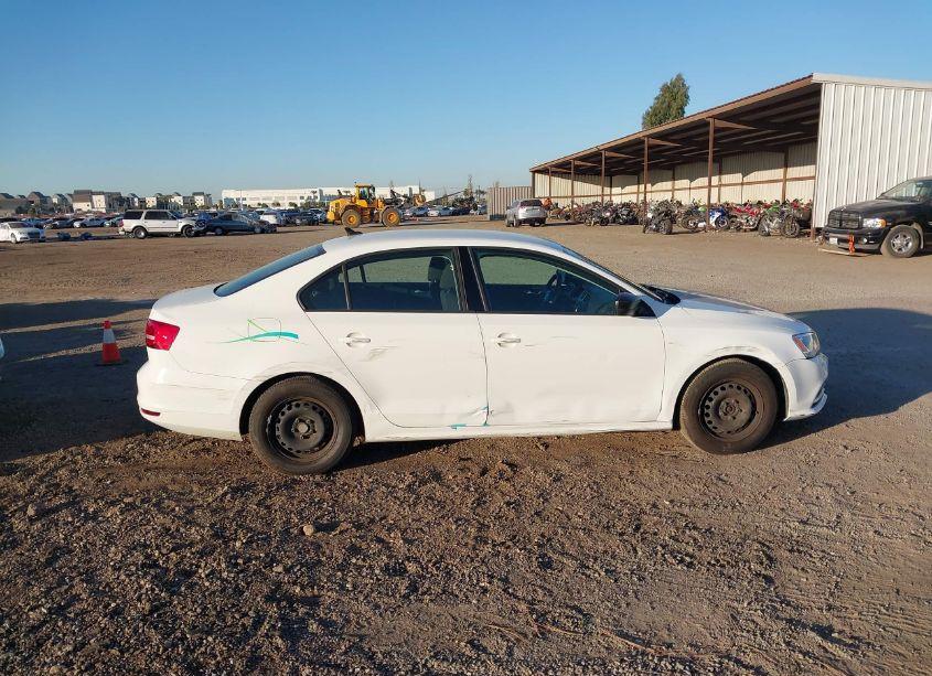 Photo 14 of 2015 Volkswagen Jetta 2.0L S (VIN 3VW2K7AJ6FM404555)