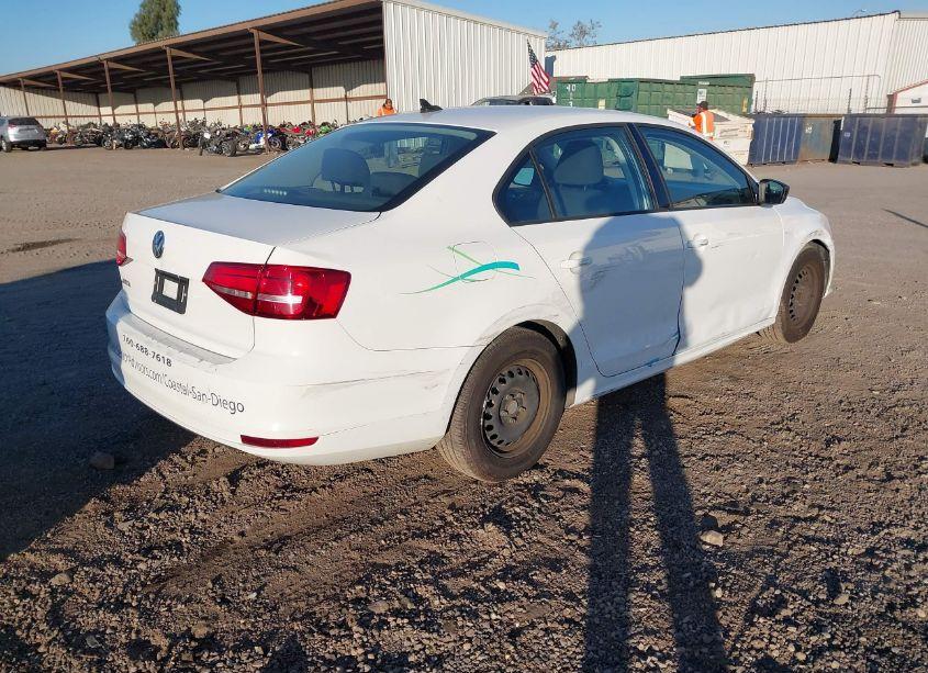 Photo 4 of 2015 Volkswagen Jetta 2.0L S (VIN 3VW2K7AJ6FM404555)