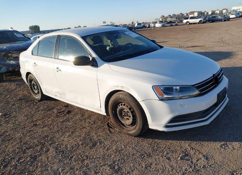 Photo 6 of 2015 Volkswagen Jetta 2.0L S (VIN 3VW2K7AJ6FM404555)