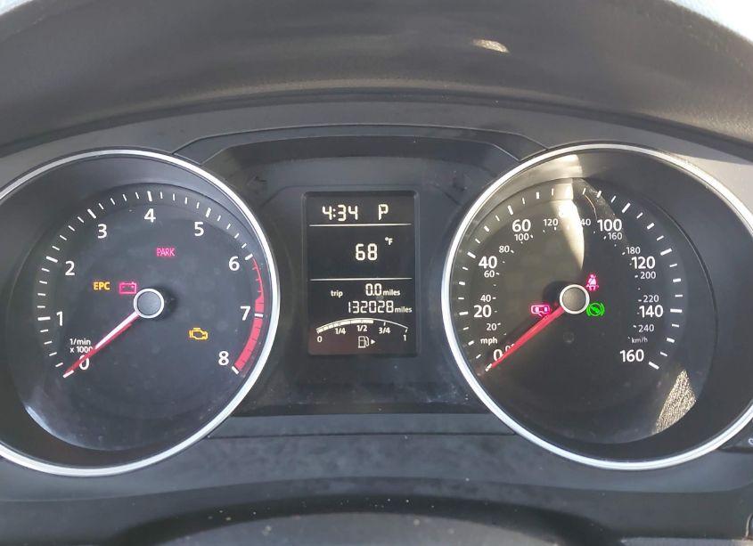 Photo 7 of 2015 Volkswagen Jetta 2.0L S (VIN 3VW2K7AJ6FM404555)