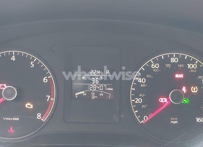 Photo 7 of 2011 Volkswagen Jetta 2.0L S (VIN 3VW2K7AJ7BM066044)