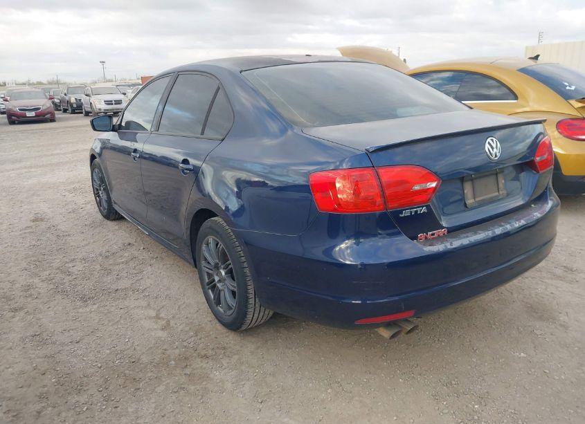 Photo 3 of 2011 Volkswagen Jetta 2.0L S (VIN 3VW2K7AJ7BM086309)