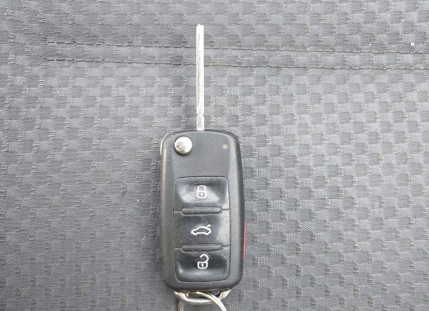 Photo 11 of 2011 Volkswagen Jetta 2.0L S (VIN 3VW2K7AJ7BM089548)