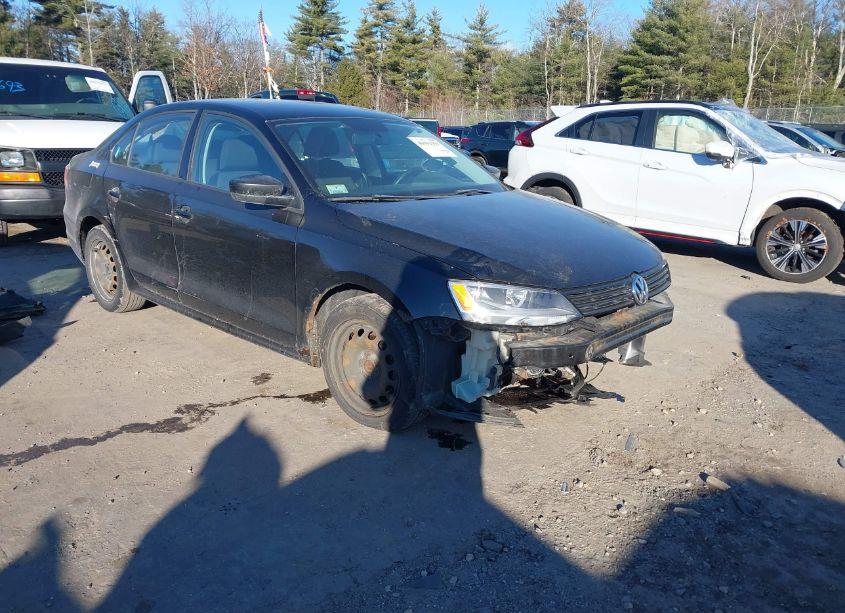 2011 Volkswagen Jetta 2.0L S (VIN 3VW2K7AJ7BM357854) main photo