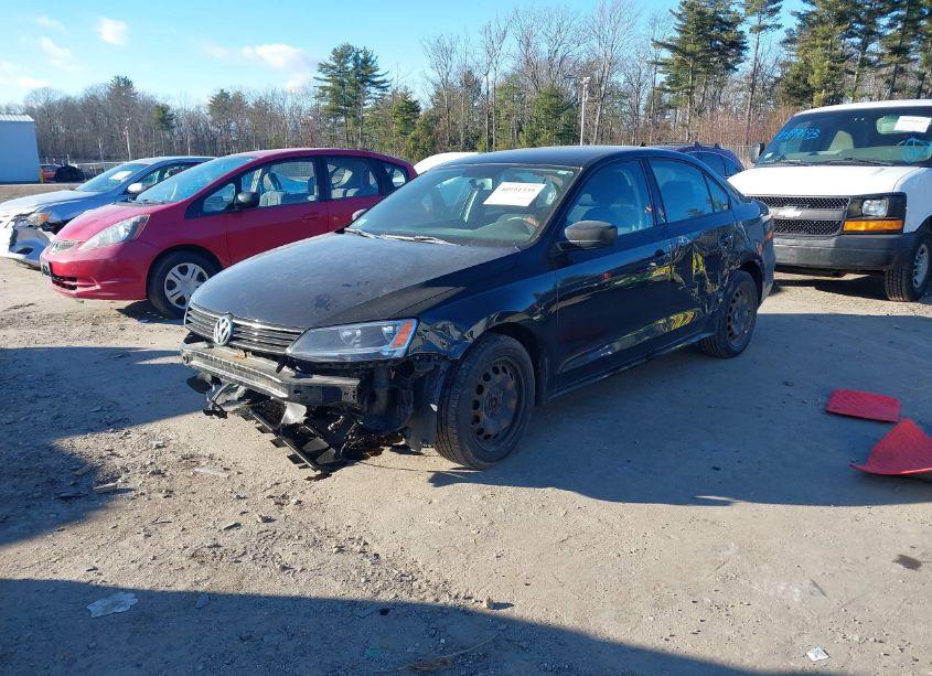 Photo 2 of 2011 Volkswagen Jetta 2.0L S (VIN 3VW2K7AJ7BM357854)