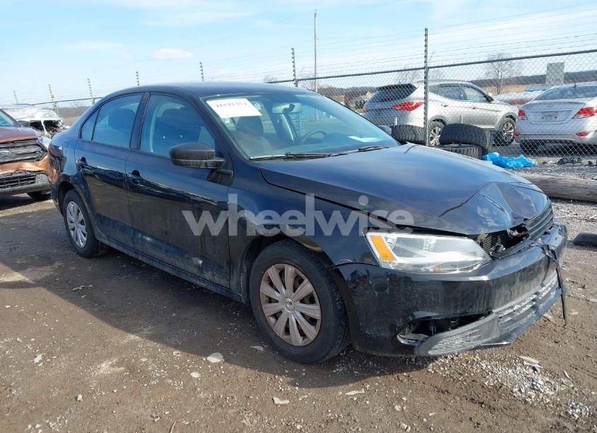 2011 Volkswagen Jetta 2.0L S (VIN 3VW2K7AJ7BM374332) main photo