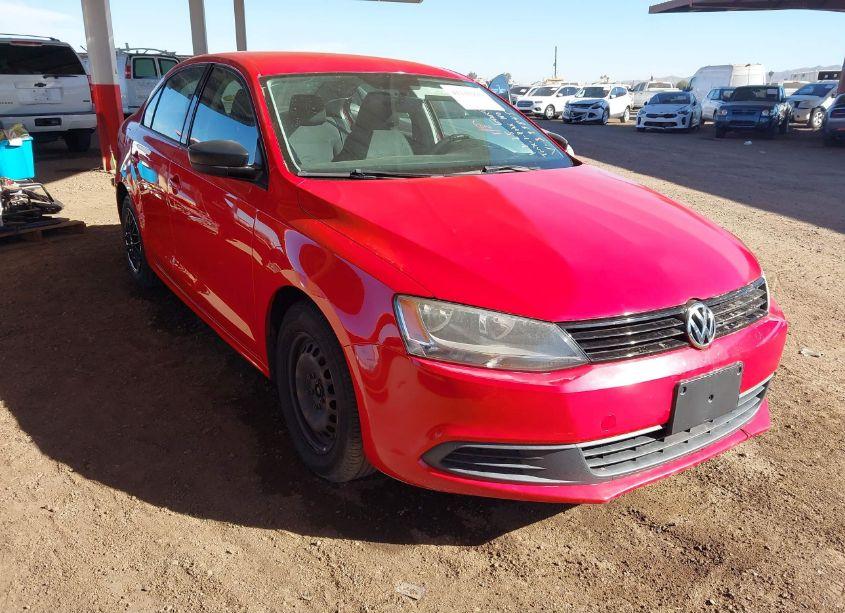 2011 Volkswagen Jetta 2.0L S (VIN 3VW2K7AJ7BM399845) main photo
