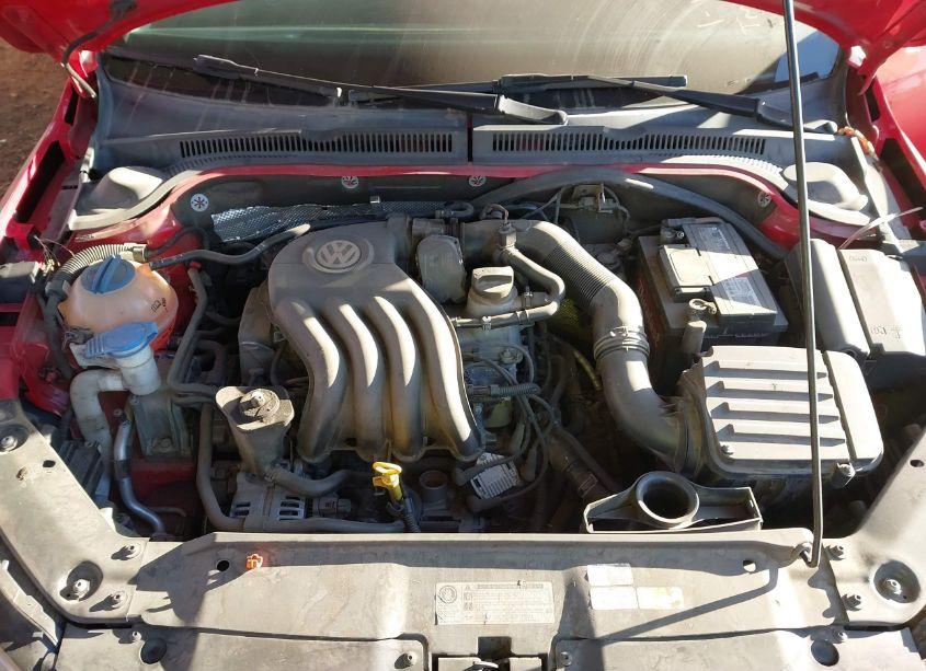 Photo 10 of 2011 Volkswagen Jetta 2.0L S (VIN 3VW2K7AJ7BM399845)