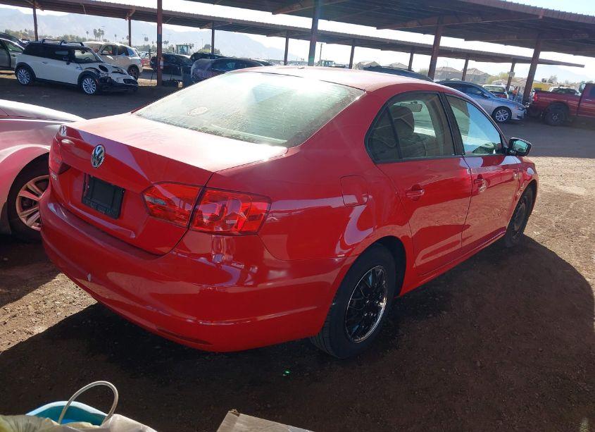 Photo 4 of 2011 Volkswagen Jetta 2.0L S (VIN 3VW2K7AJ7BM399845)