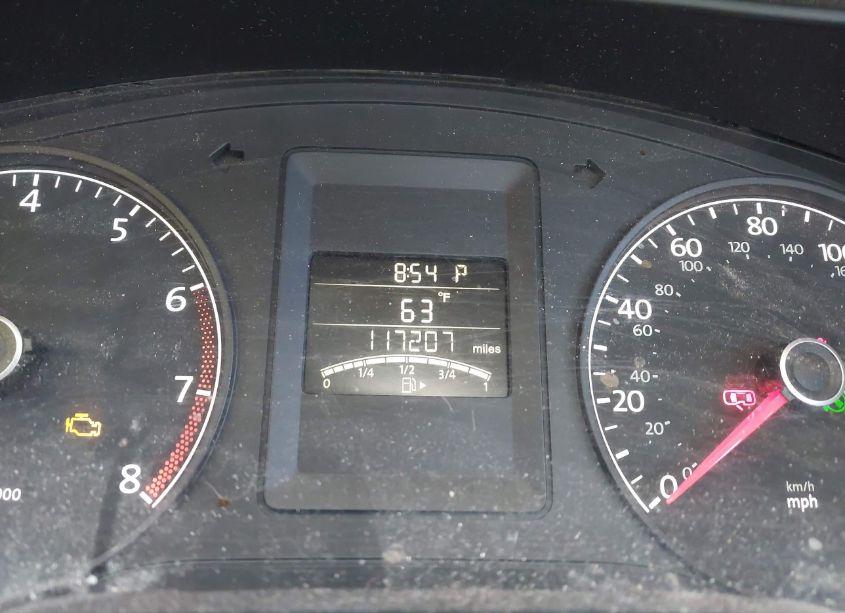 Photo 7 of 2011 Volkswagen Jetta 2.0L S (VIN 3VW2K7AJ7BM399845)