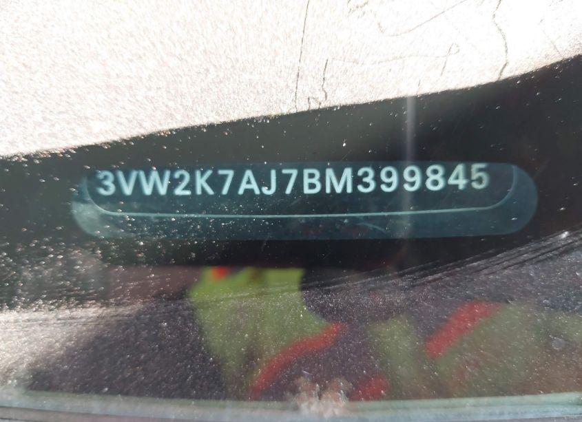 Photo 9 of 2011 Volkswagen Jetta 2.0L S (VIN 3VW2K7AJ7BM399845)