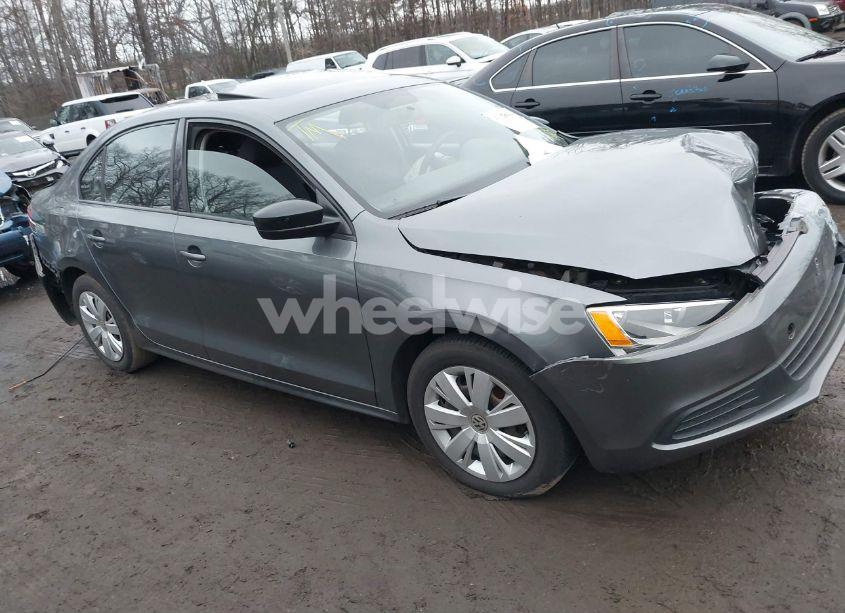 2012 Volkswagen Jetta 2.0L S (VIN 3VW2K7AJ7CM326976) main photo