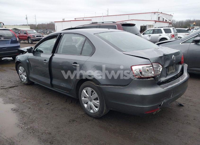 Photo 3 of 2012 Volkswagen Jetta 2.0L S (VIN 3VW2K7AJ7CM326976)
