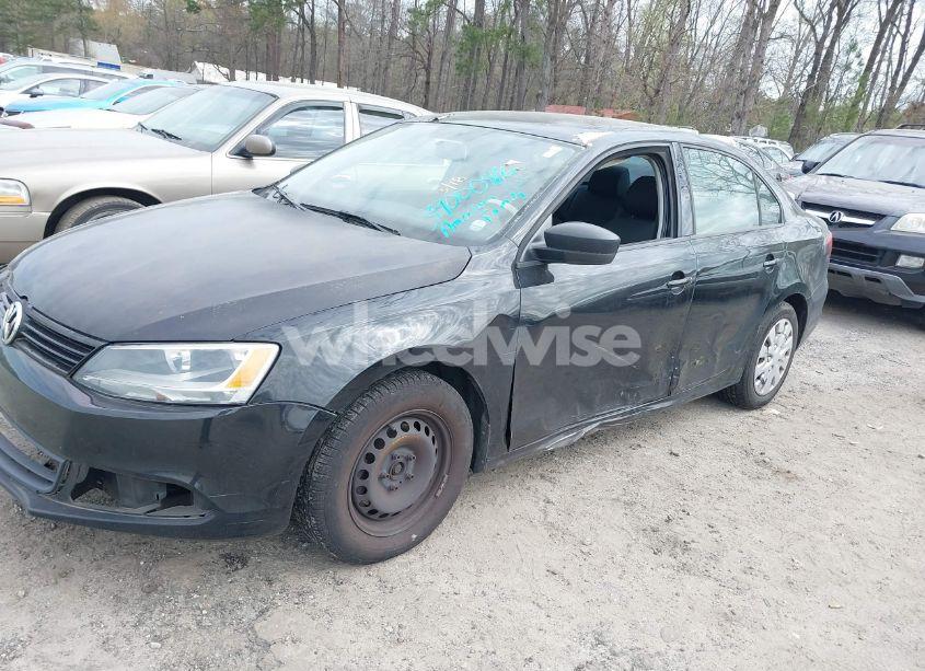 Photo 2 of 2012 Volkswagen Jetta 2.0L S (VIN 3VW2K7AJ7CM393562)