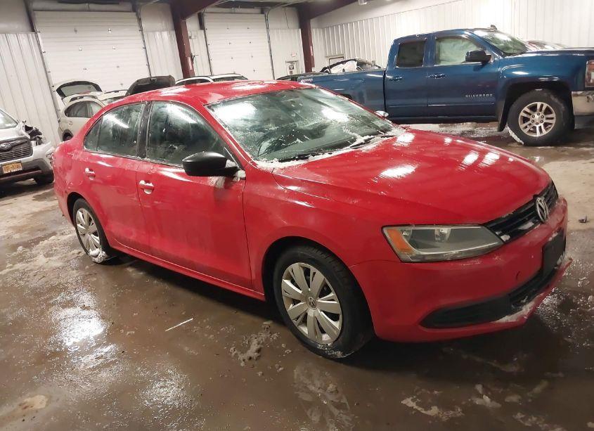 2013 Volkswagen Jetta 2.0L S (VIN 3VW2K7AJ7DM219265) main photo