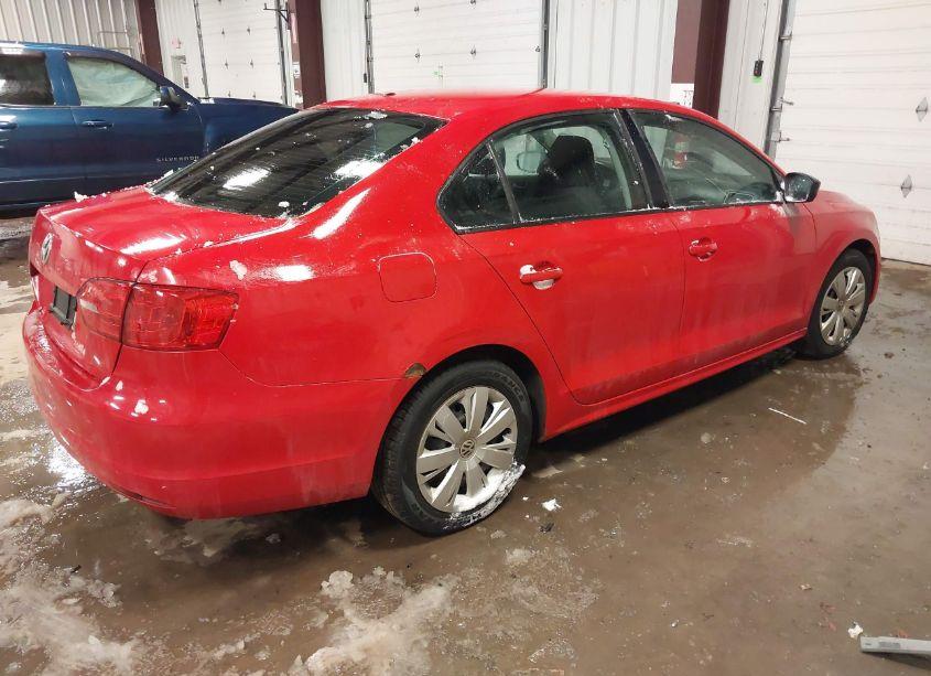 Photo 4 of 2013 Volkswagen Jetta 2.0L S (VIN 3VW2K7AJ7DM219265)