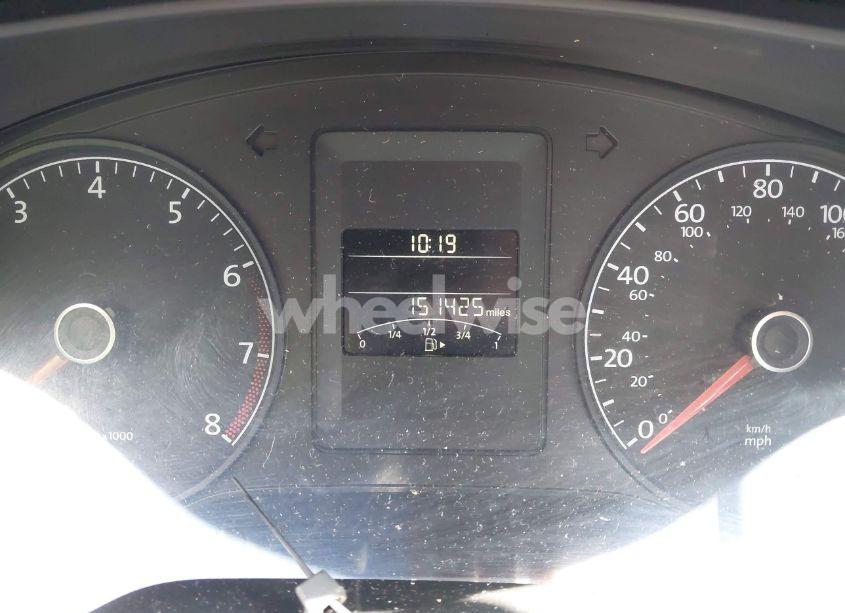 Photo 7 of 2014 Volkswagen Jetta 2.0L S (VIN 3VW2K7AJ7EM417765)