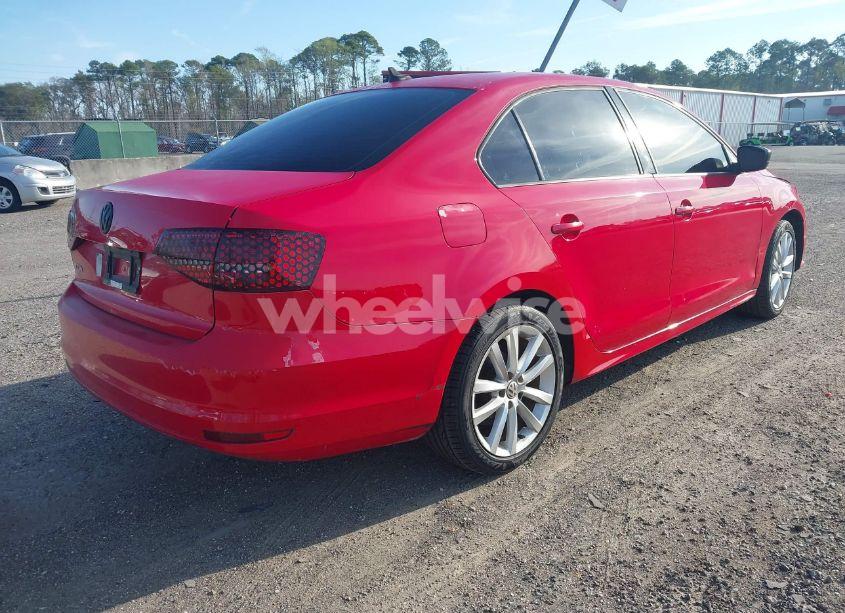 Photo 4 of 2015 Volkswagen Jetta 2.0L S (VIN 3VW2K7AJ7FM311415)
