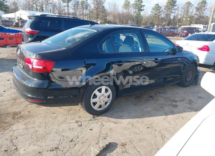 Photo 4 of 2015 Volkswagen Jetta 2.0L S (VIN 3VW2K7AJ7FM315982)