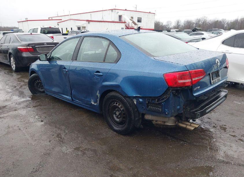Photo 3 of 2015 Volkswagen Jetta 2.0L S (VIN 3VW2K7AJ7FM423695)