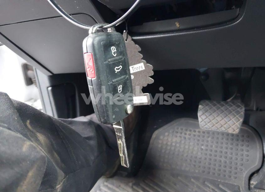 Photo 11 of 2015 Volkswagen Jetta 2.0L S (VIN 3VW2K7AJ7FM424412)