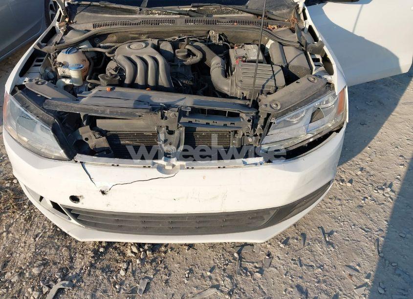 Photo 6 of 2011 Volkswagen Jetta 2.0L S (VIN 3VW2K7AJ8BM357328)