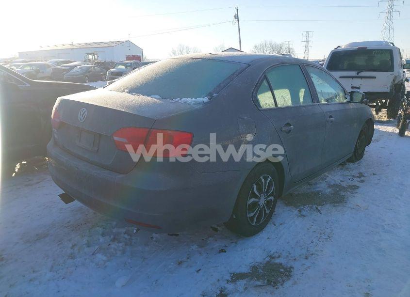 Photo 4 of 2012 Volkswagen Jetta 2.0L S (VIN 3VW2K7AJ8CM301858)