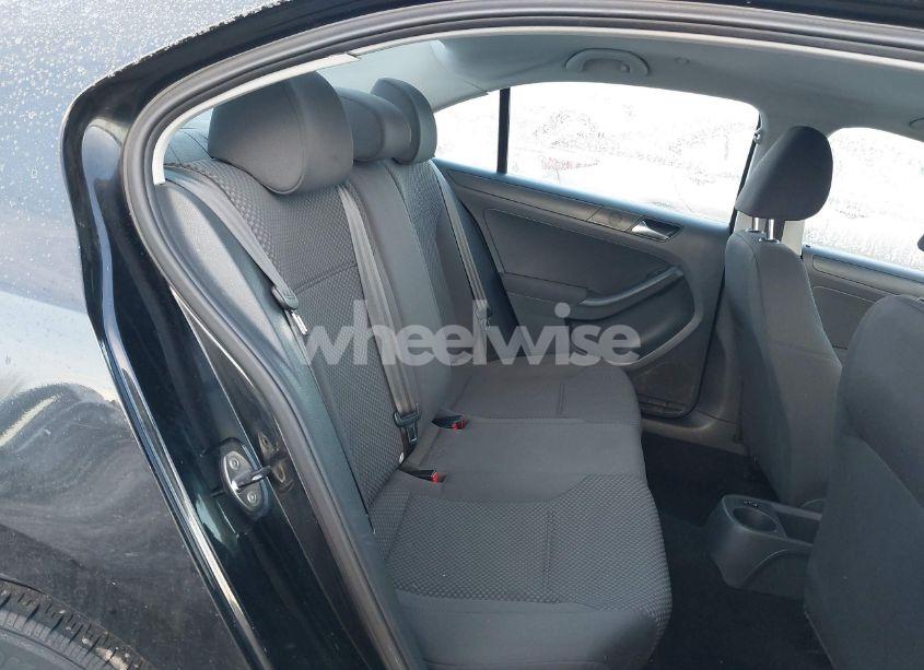 Photo 8 of 2012 Volkswagen Jetta S (VIN 3VW2K7AJ8CM313962)