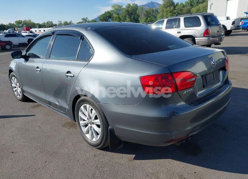 Photo 3 of 2012 Volkswagen Jetta 2.0L S (VIN 3VW2K7AJ8CM313976)