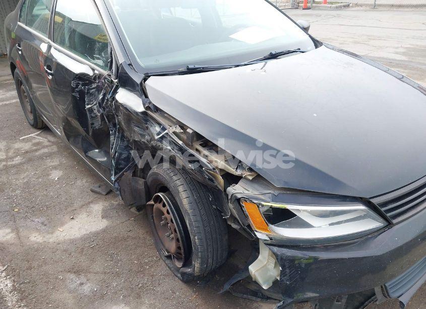 Photo 6 of 2012 Volkswagen Jetta 2.0L S (VIN 3VW2K7AJ8CM321950)