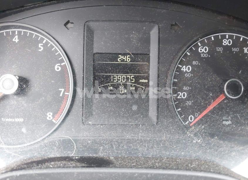 Photo 7 of 2012 Volkswagen Jetta 2.0L S (VIN 3VW2K7AJ8CM321950)