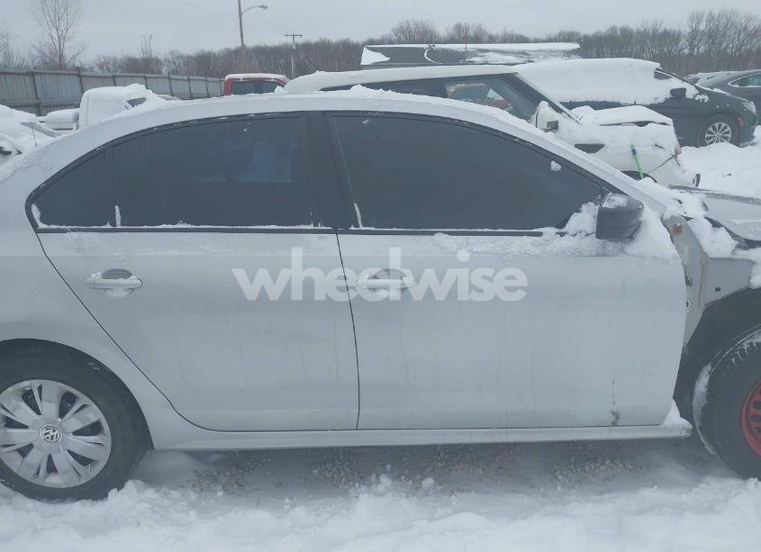 Photo 12 of 2012 Volkswagen Jetta 2.0L S (VIN 3VW2K7AJ8CM398219)