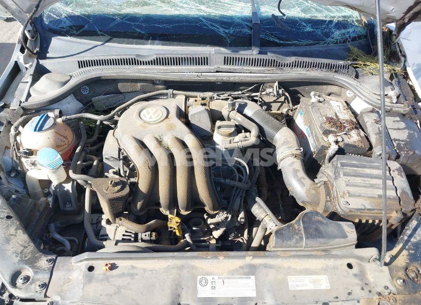 Photo 10 of 2013 Volkswagen Jetta 2.0L S (VIN 3VW2K7AJ8DM292144)