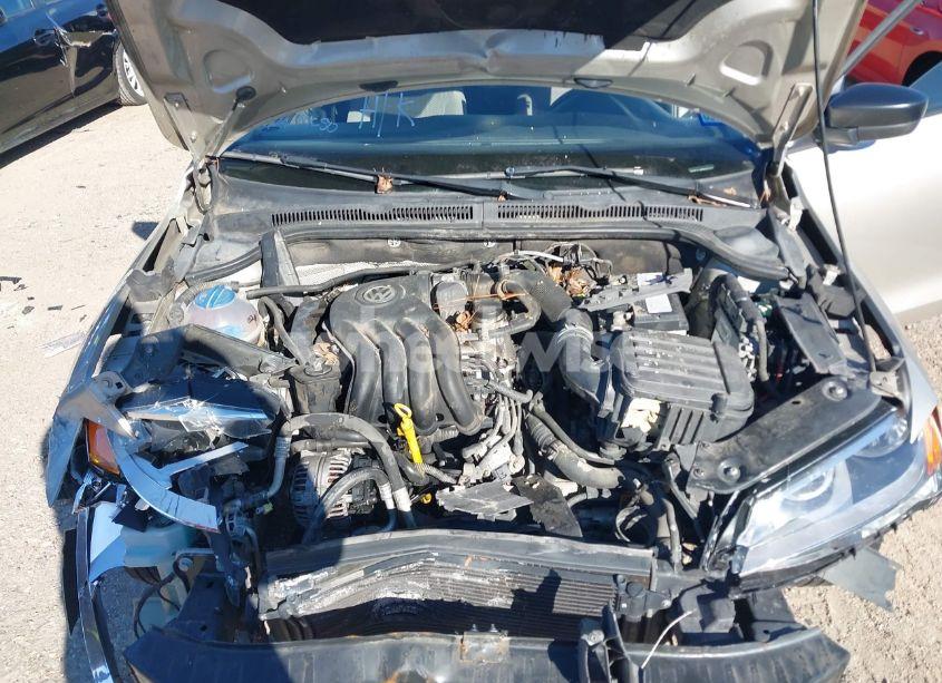 Photo 10 of 2013 Volkswagen Jetta 2.0L S (VIN 3VW2K7AJ8DM303580)