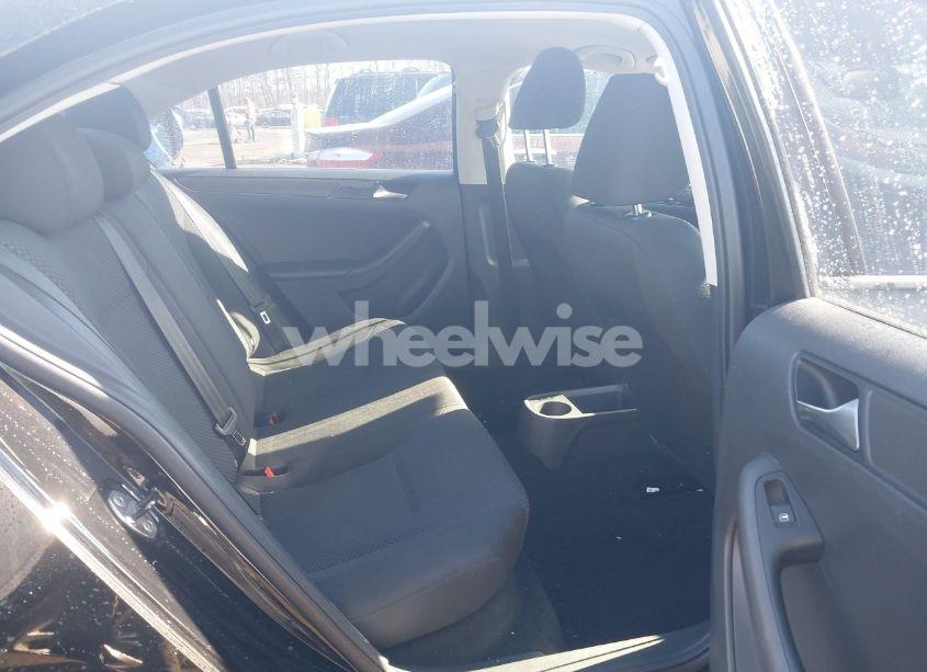 Photo 8 of 2013 Volkswagen Jetta 2.0L S (VIN 3VW2K7AJ8DM398819)