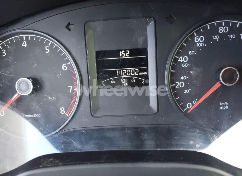 Photo 7 of 2014 Volkswagen Jetta 2.0L S (VIN 3VW2K7AJ8EM230339)