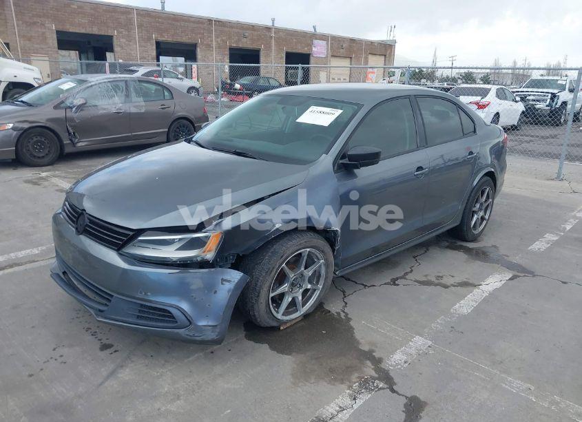 Photo 6 of 2014 Volkswagen Jetta 2.0L S (VIN 3VW2K7AJ8EM230714)