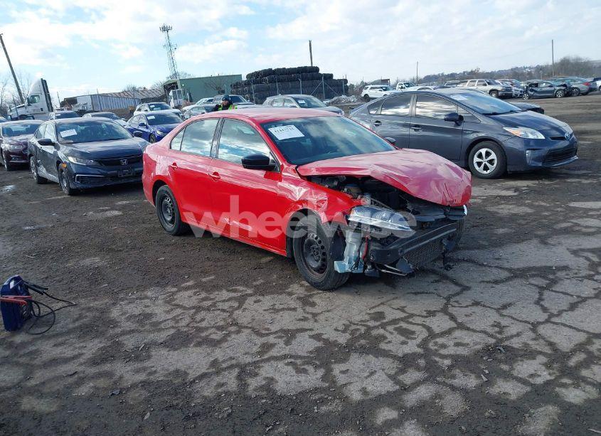 2014 Volkswagen Jetta 2.0L S (VIN 3VW2K7AJ8EM240773) main photo