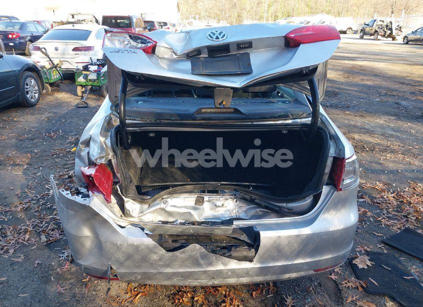 Photo 6 of 2014 Volkswagen Jetta 2.0L S (VIN 3VW2K7AJ8EM250705)